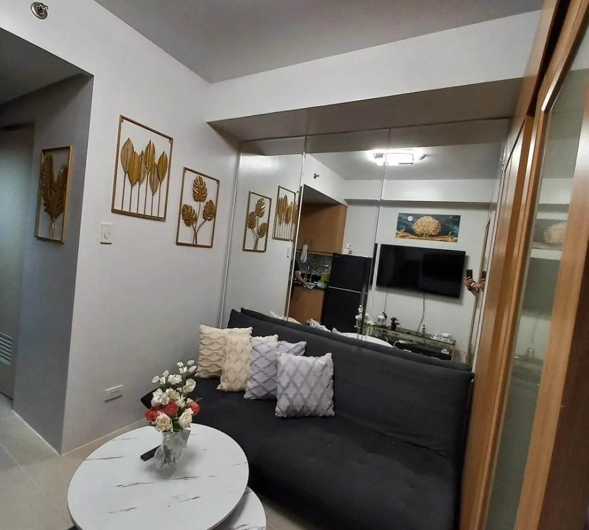 Apartment Shell Residences, Moa Complex, Pasay City Manila